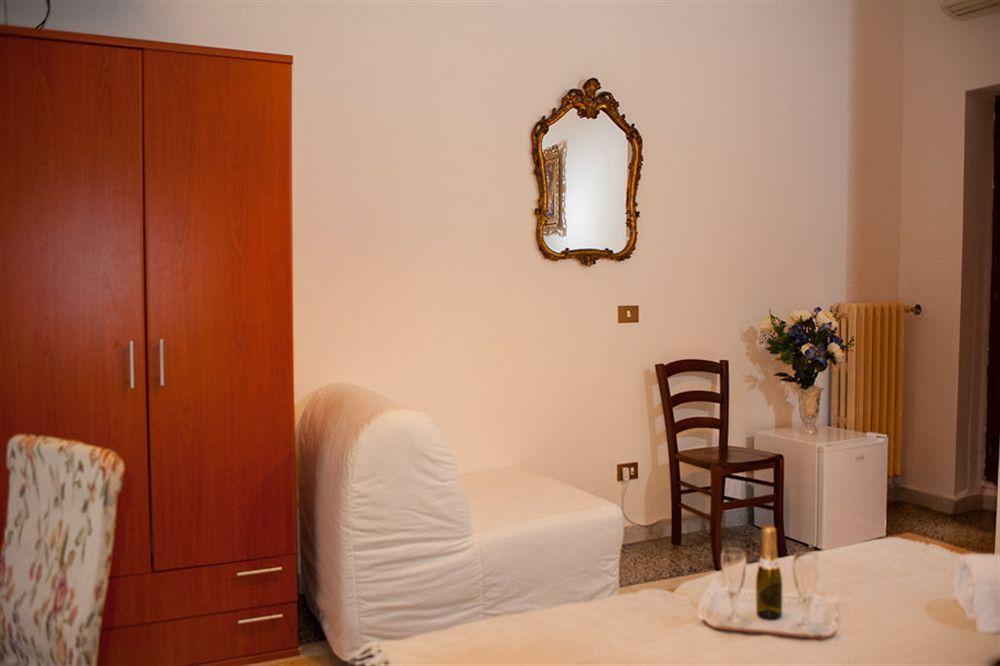 A Casa Di Serena A San Pietro Roma Bagian luar foto