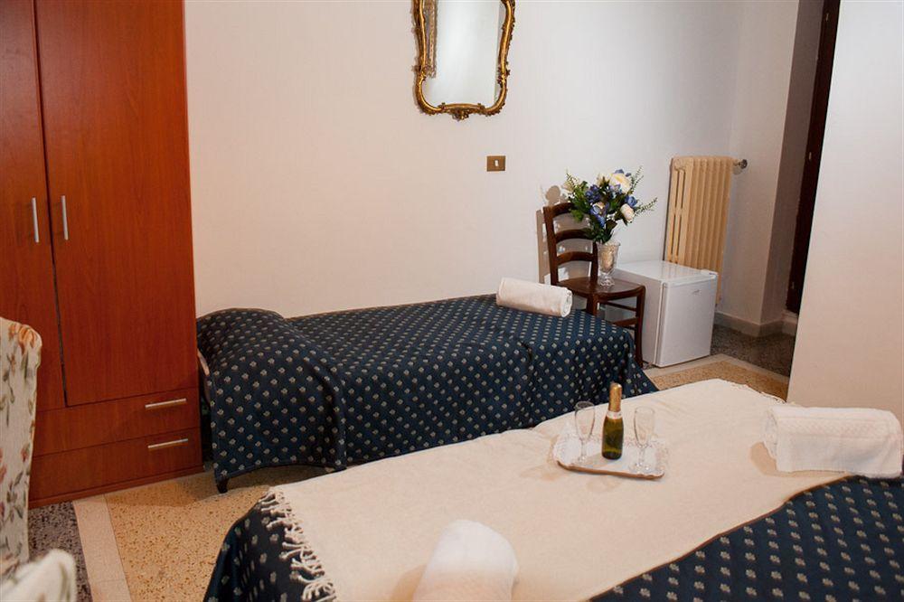 A Casa Di Serena A San Pietro Roma Bagian luar foto
